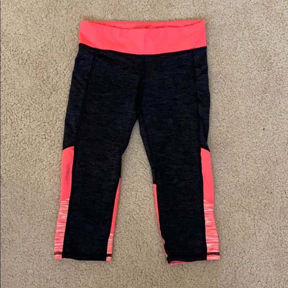 Black and Neon Pink Old Navy Capri Leggings